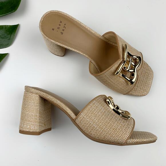 A New Day Arden Sandals Tan Raffia Ornamented Block Heels Women's 6.5 - Picture 1 of 10